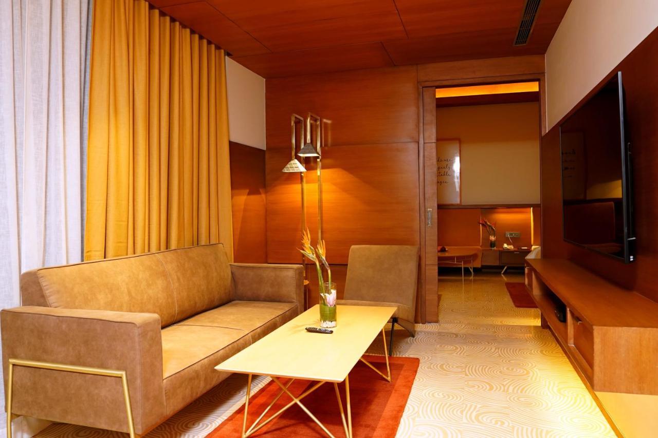 The Centrum Hotel 5*